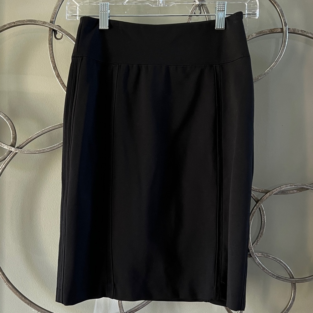WHBM skirt. Black with stretch. Lined. Sz 2